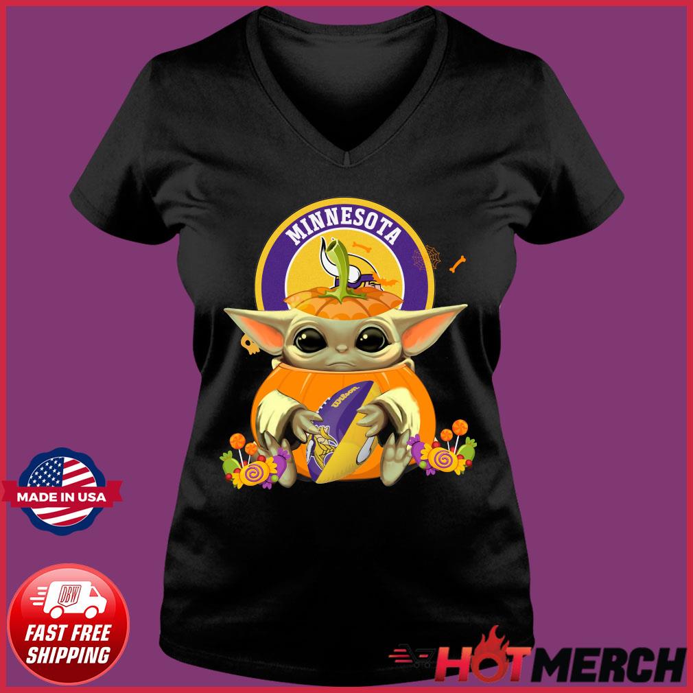 Get Baby Yoda Hug New Orleans Saints shirt For Free Shipping